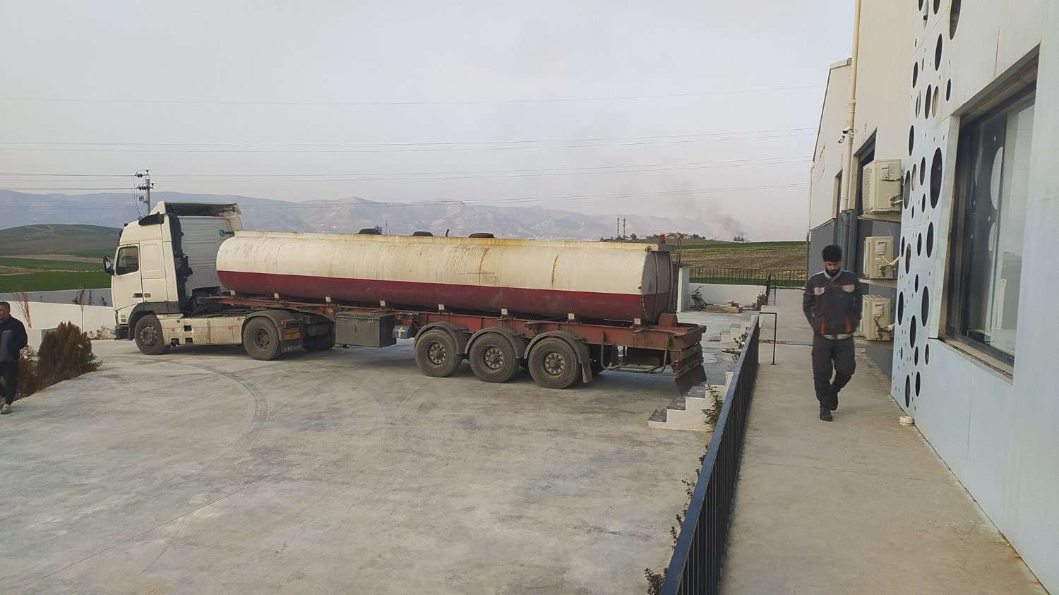 Fers Detergent Manufacturing Facility in Iraq The Fers manufacturing facility was designed and implemented by Sahi Rasa Co. as part of a complete turnkey project in Iraq.