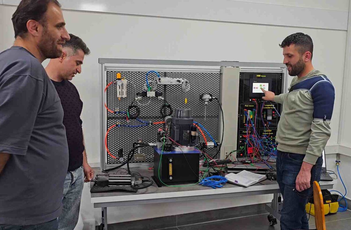ncluding electrical engineering, electronics, industrial automation, PLC and control systems, robotics, mechatronics, power systems, electric motors, renewable energy, fluid mechanics, automotive technology, and industrial IoT