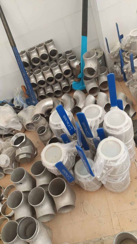 Polyethylene tanks for materials compatible with this material and not requiring high corrosion resistance