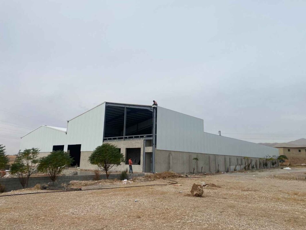 If you are looking for industrial shed construction, factory office space, or a complete EPC & PMC turnkey project in Iraq, the experts at Sahi Rasa are ready to provide consultation and execute your project.