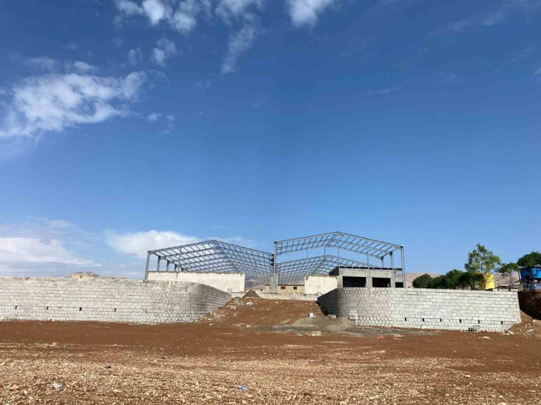 Construction of a 2,500 m² Industrial Shed + Over 250 m² of Office Space in Iraq 6 If you are looking for industrial shed construction, factory office space, or a complete EPC & PMC turnkey project in Iraq, the experts at Sahi Rasa are ready to provide consultation and execute your project.