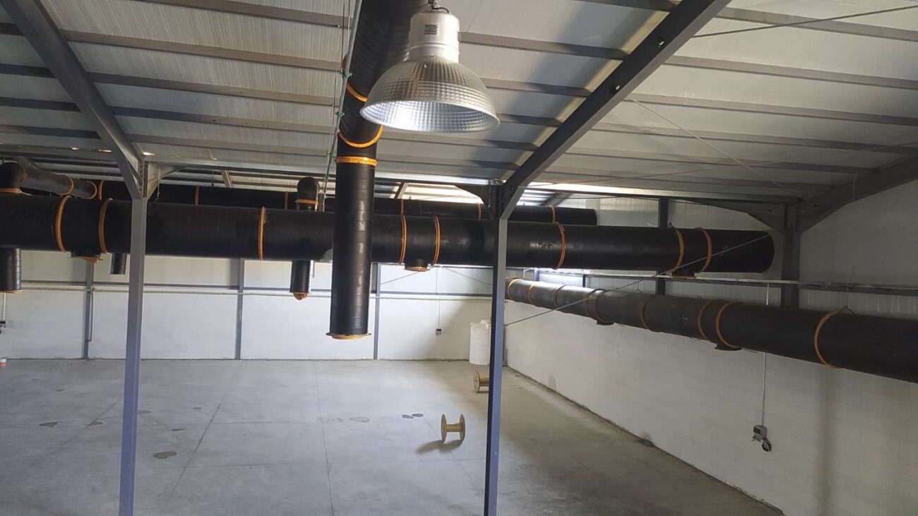 Installation, Boiler Connection, and Chilled-Water Integration On site, the Sahi Rasa installation team erected the units on prepared foundations. Critical steps included:
