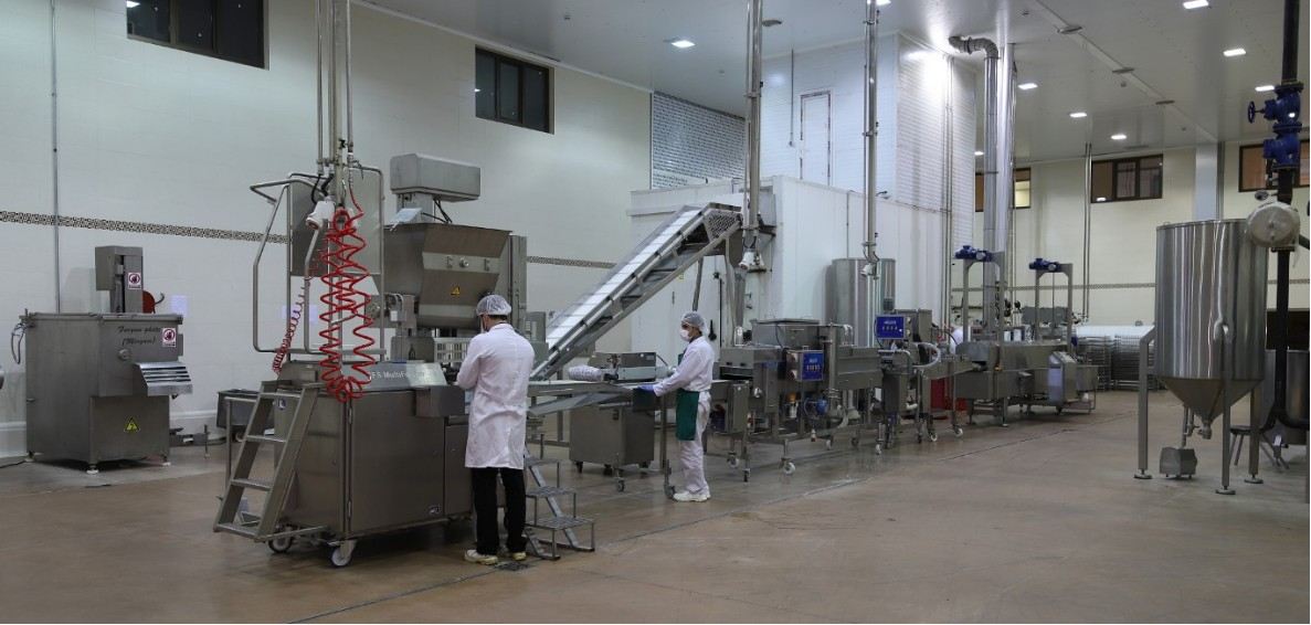 Converting the Omani Halwa concept into a complete quick-return investment project in Oman illustrates Sahi Rasa’s method: identify a genuine market opportunity, develop a technically robust product, and deliver a clear, executable turnkey solution. From the first taste in a Muscat market to the 15-minute ready-mix format, stable formulation, 61-million-person market analysis, and two transparent investment pathways, every step has been managed with engineering precision and project discipline.